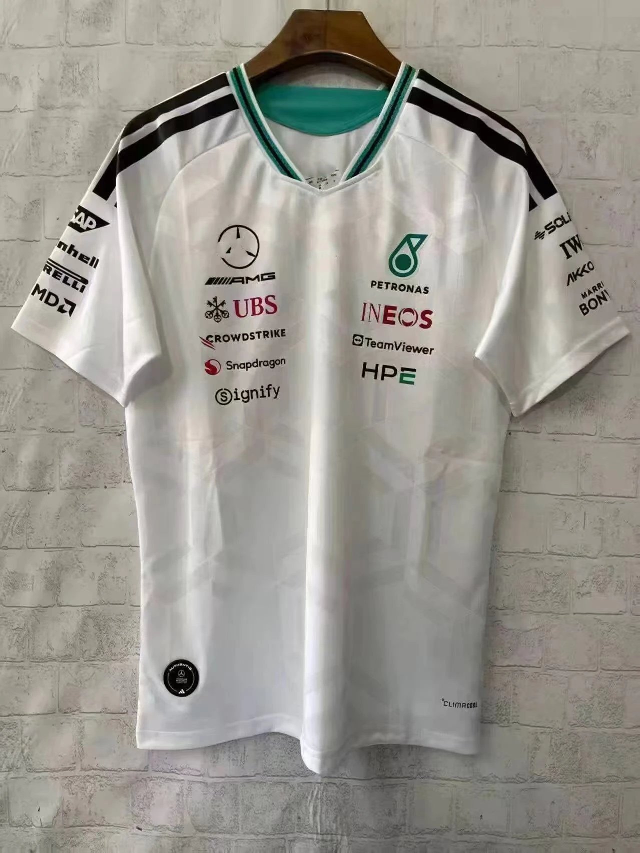 Design Mercedes-AMG Petronas F1 Team Technical T-Shirt Black Jersey - 4