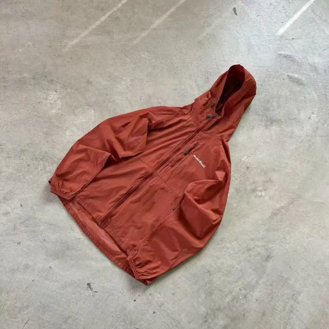 Design Montbell Storm Cruiser Jacket Dark Green Windbreaker - 10