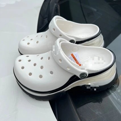 Crocs Classic Platform Clog Beige Sandals - 4