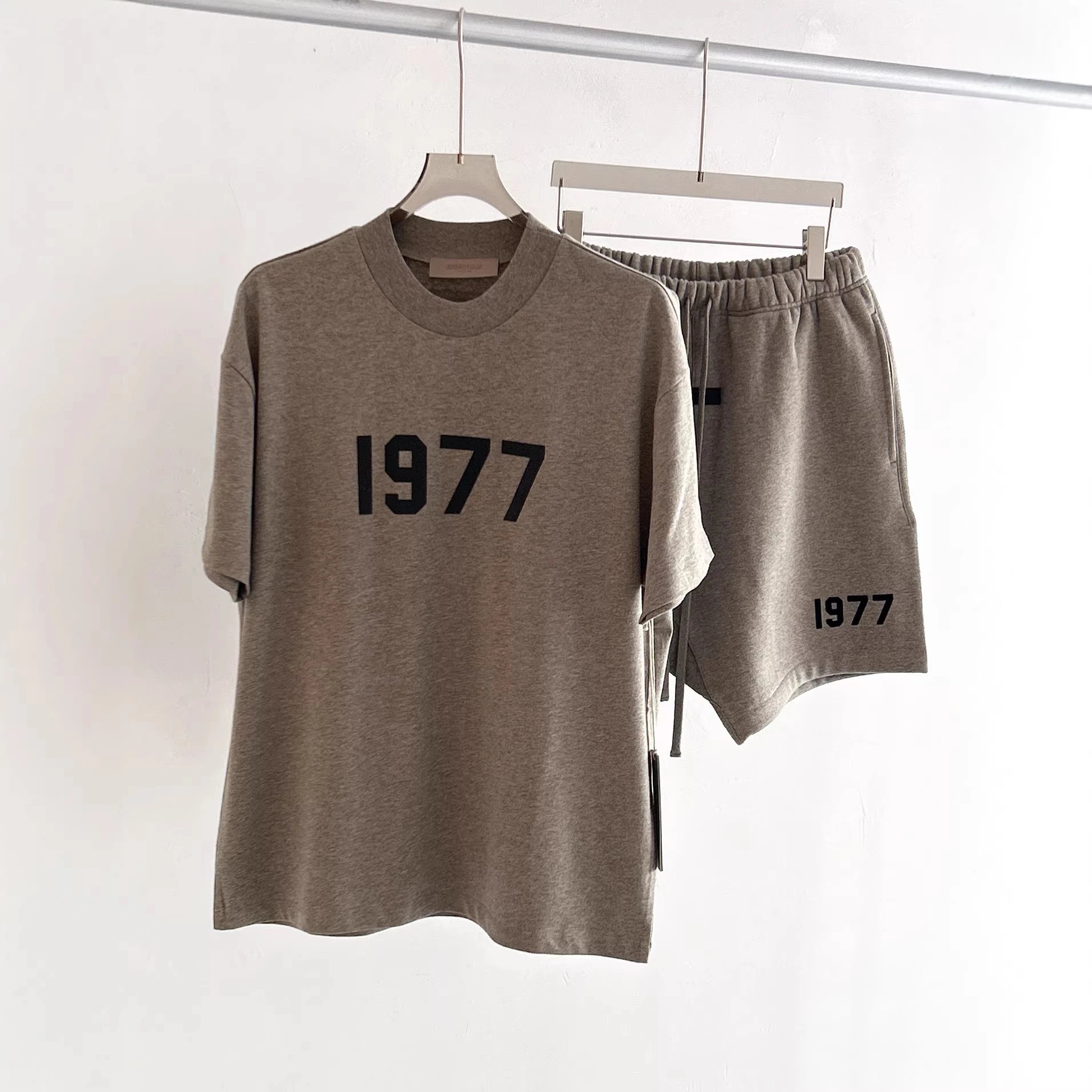 Fear of God Essentials 1977 Black Oversized T-Shirt and Shorts Set - 4