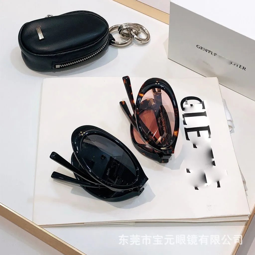Design Tortoiseshell Foldable Sunglasses with Amber Lenses Sunglasses - 9