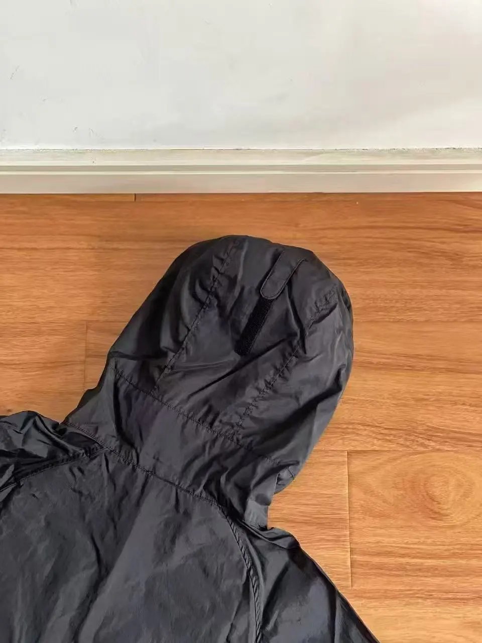 Design Montbell Storm Cruiser Jacket Dark Green Windbreaker - 15