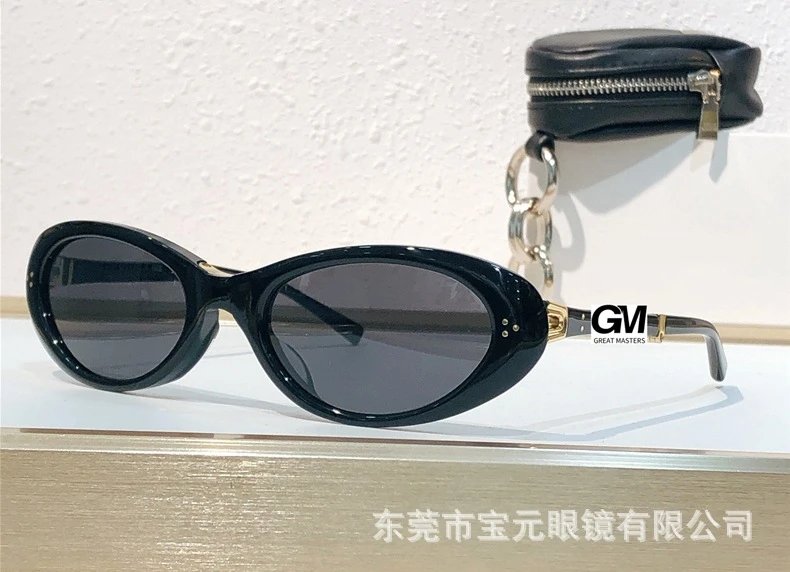 Design Tortoiseshell Foldable Sunglasses with Amber Lenses Sunglasses - 11