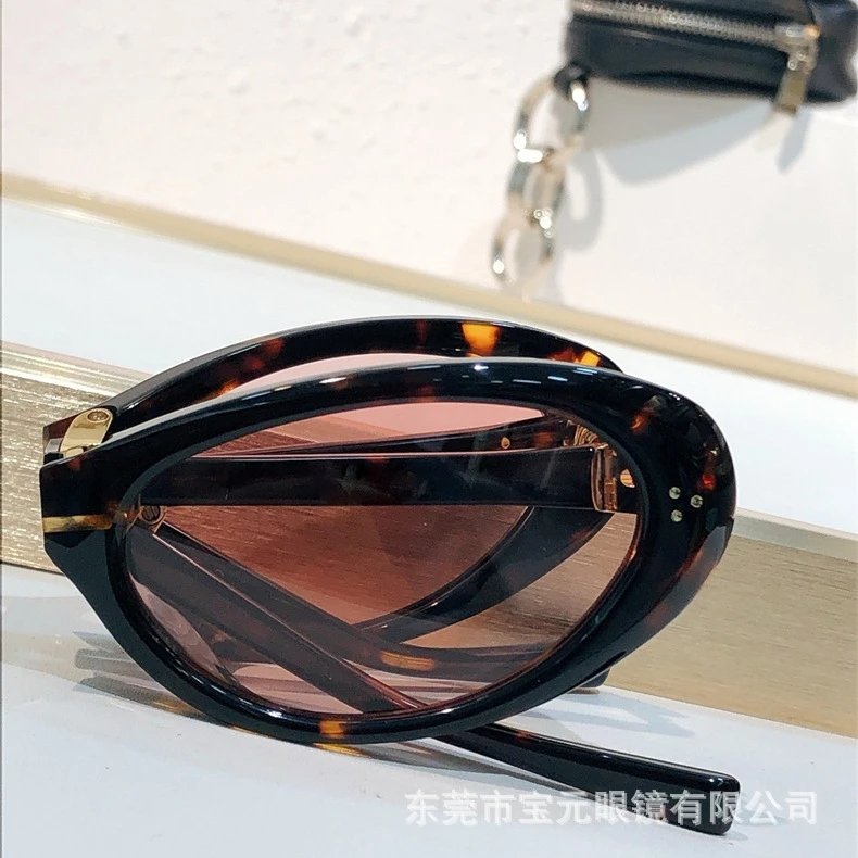 Lolan-g Tortoiseshell