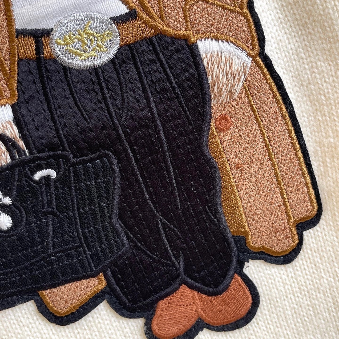 Design Bear Embroidered Crewneck Sweater Beige - 9