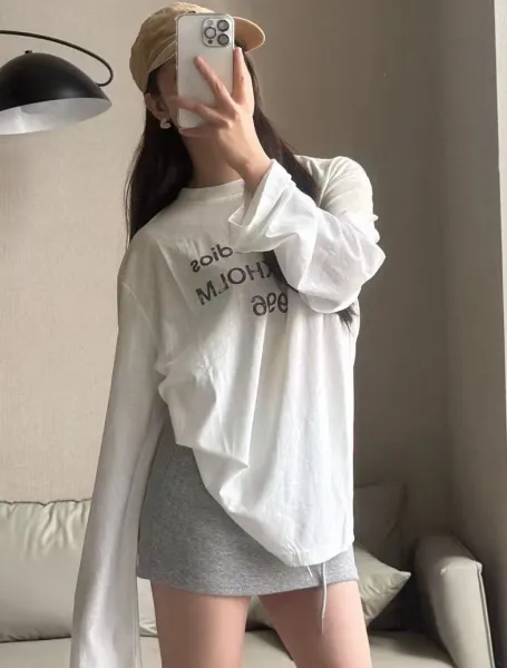 Design Oversized Graphic Long-Sleeve T-Shirt White - 1