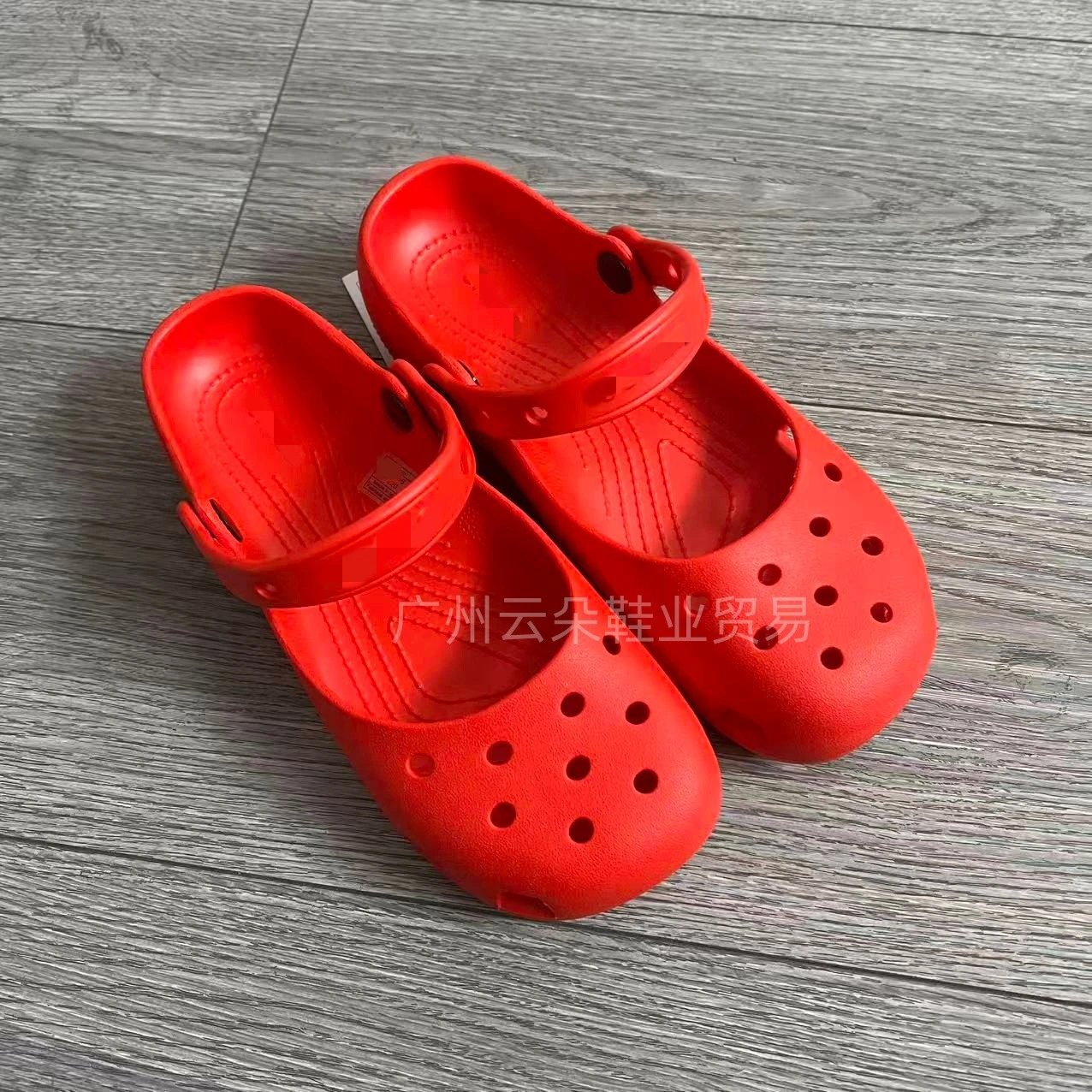 Crocs Classic Clog Pink Sandals - 5