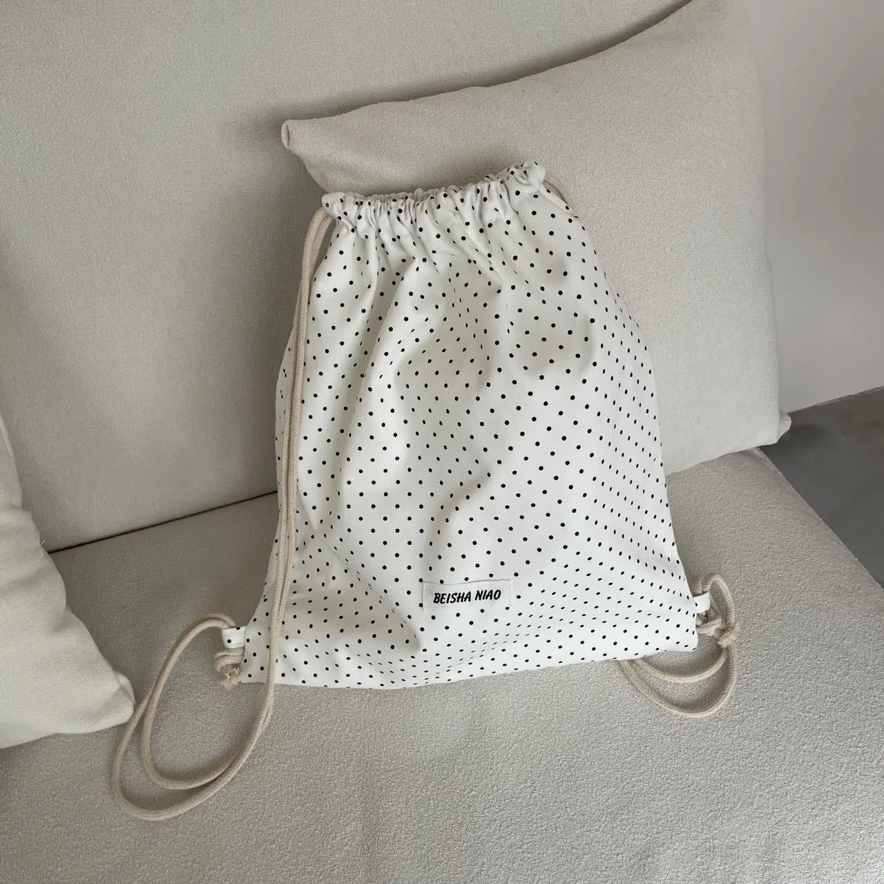 Design Beisha Niao Polka Dot Drawstring Bag Black Shoulder Bags - 15