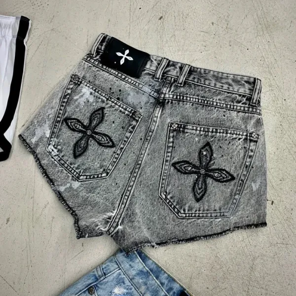 Design Floral Embroidered Acid Wash Denim Shorts - 1