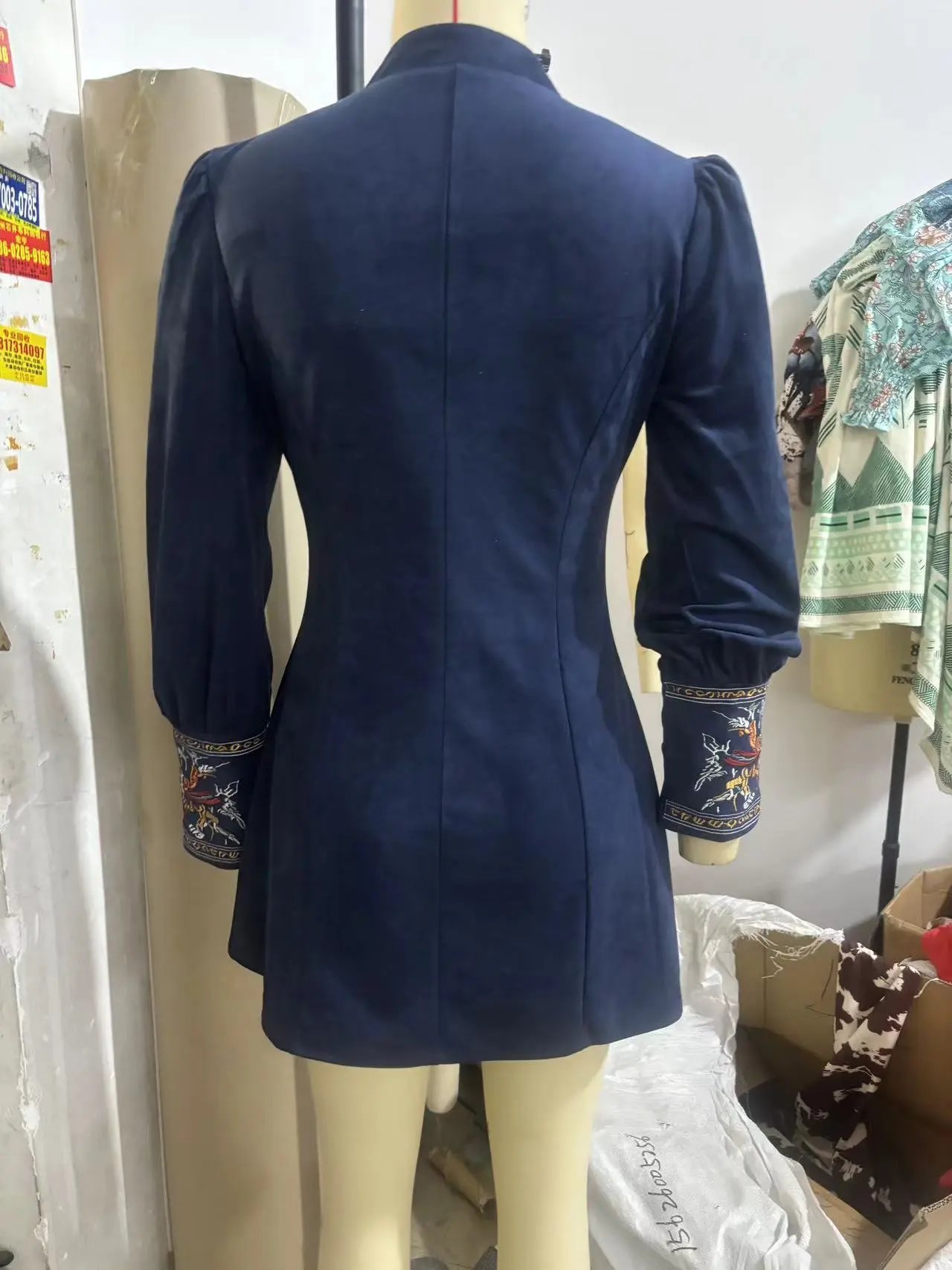 Design Embroidered Velvet Mini Dress Navy - 4