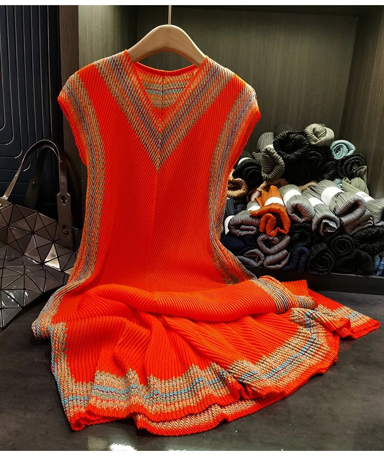 Design Pleated Knit Vest Top Beige Multicolor - 21