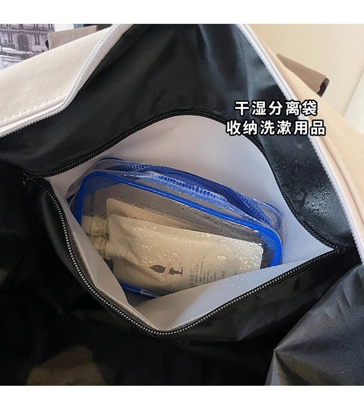 Design Gecko Walk Travel Duffle Bag Light Gray Travel Bags - 12