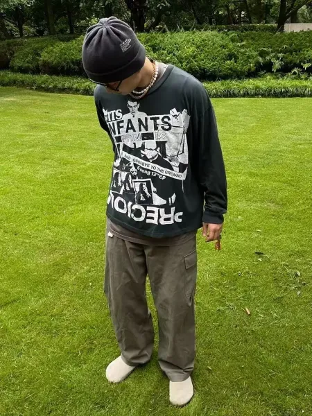 Design Graphic Print Long Sleeve T-Shirt Black - 12