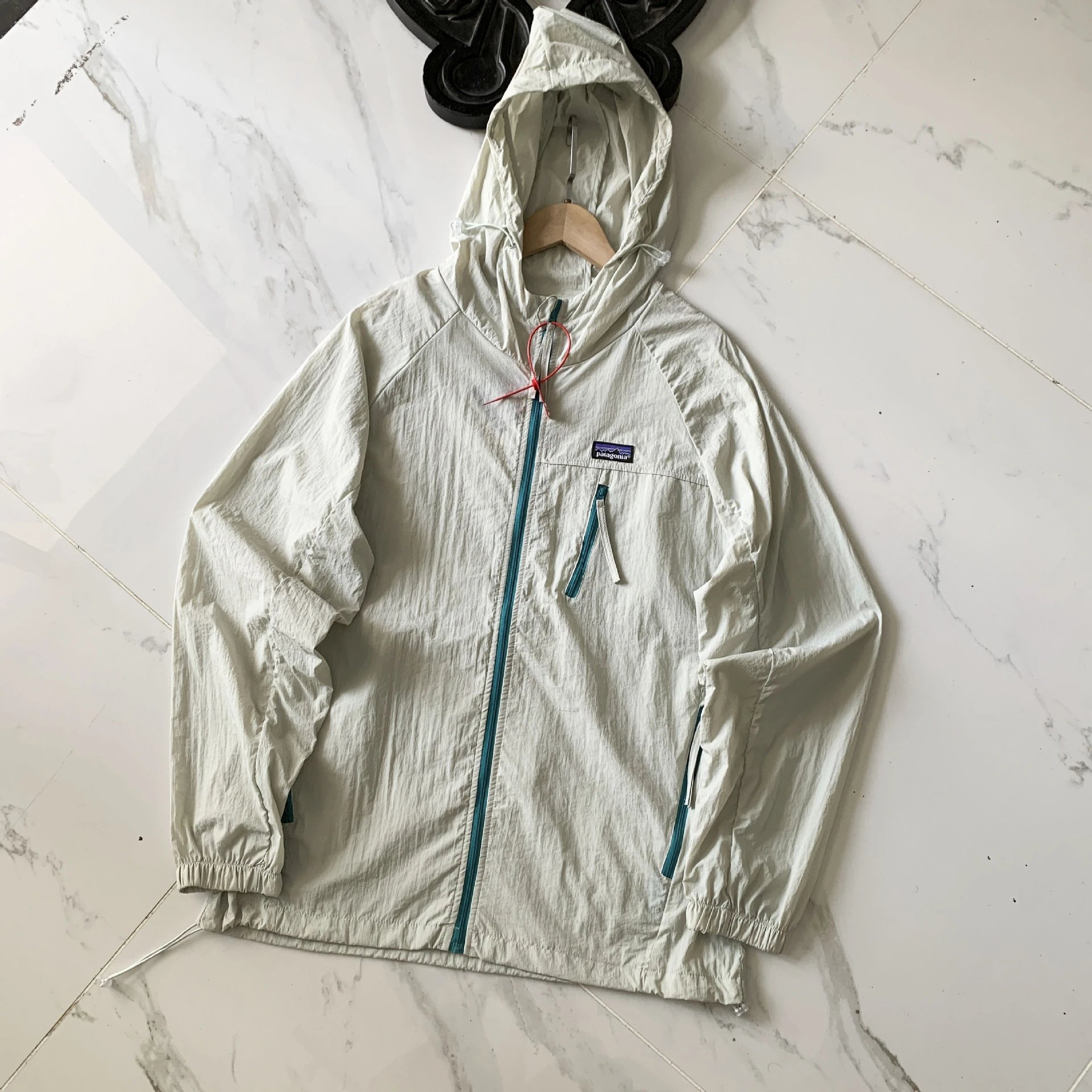 Patagonia Houdini Jacket Pink with Purple Zippers Windbreaker Outerwear.windbreaker - 19
