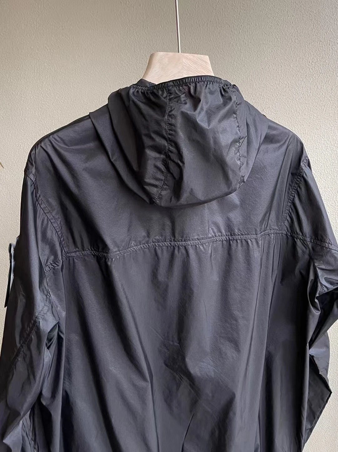 Metallica Packable Windbreaker Navy Outerwear - 23
