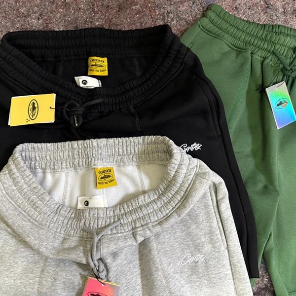Cactus Jack Shorts Gray Sweatshorts - 6
