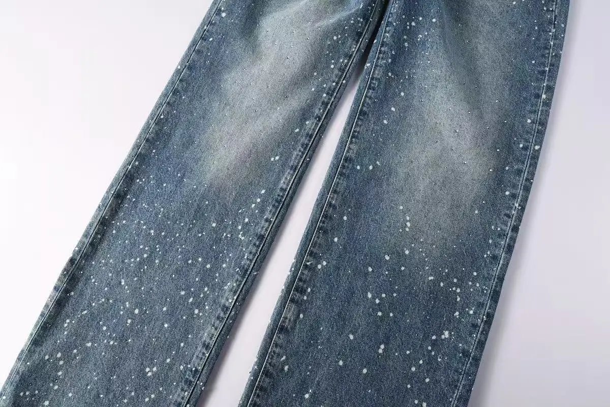 Design Crystal-Embellished Distressed Black Jeans - 10