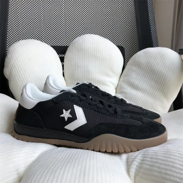 Converse Jack Purcell Low Black White Gum Sneakers - 1