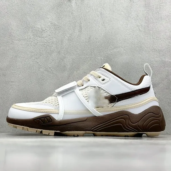 Balenciaga Track Trainer White Brown Sneakers Chunky Sneakers - 1