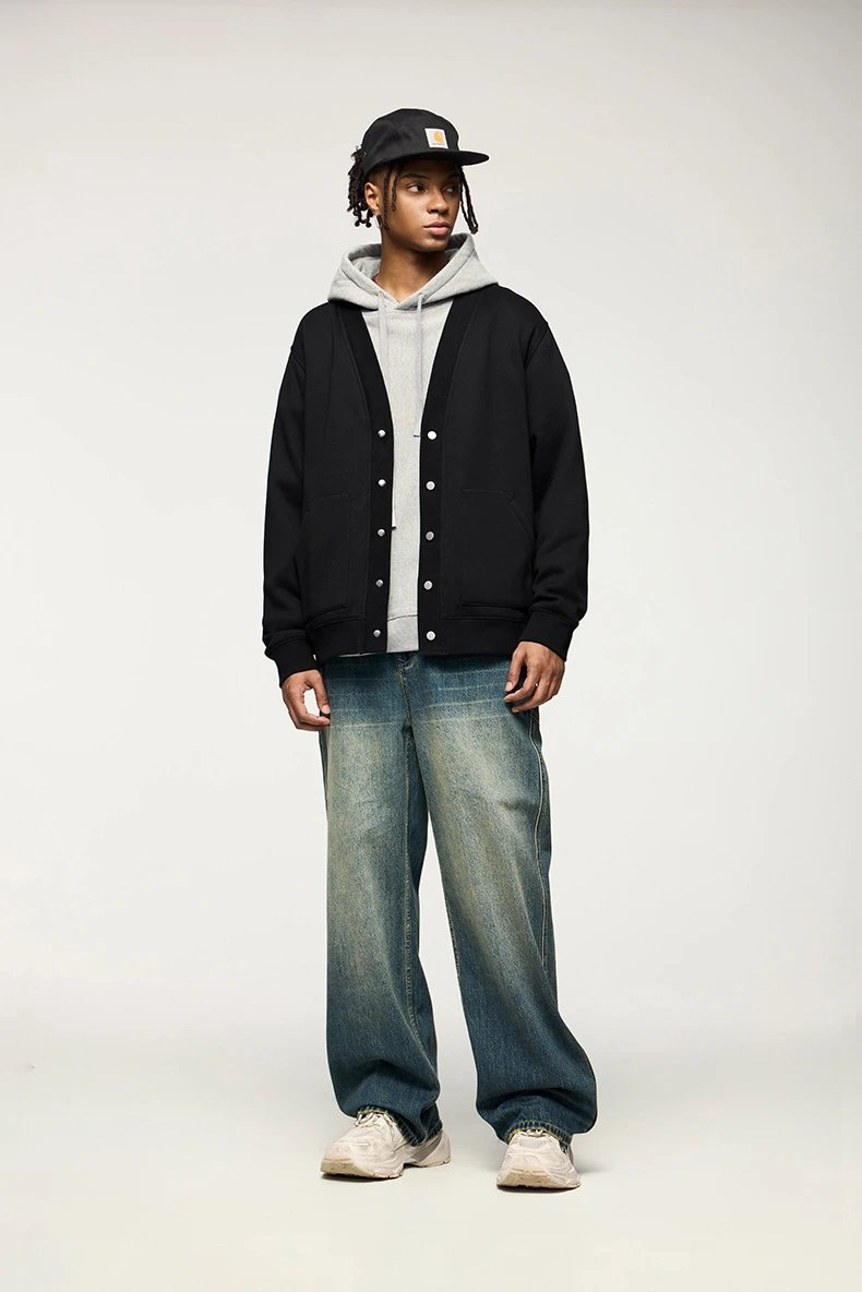 Design LOG V-Neck Cardigan Black Outerwear Outerwear.cardigan - 35