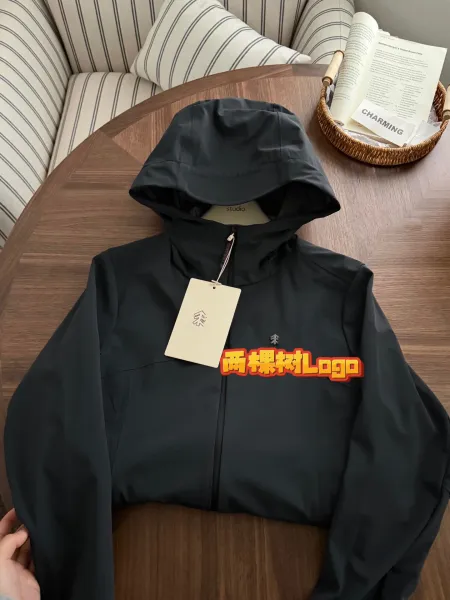 Design KOLON Sport Hooded Softshell Jacket Black Outerwear - 14