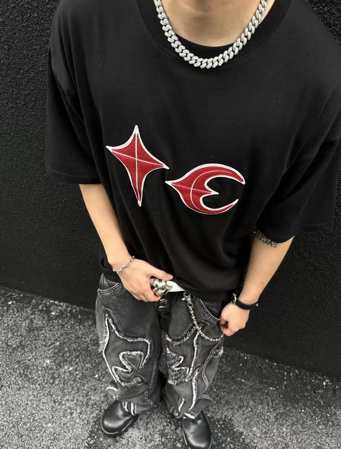 Design Gothic Dragon Sword White T-Shirt - 31