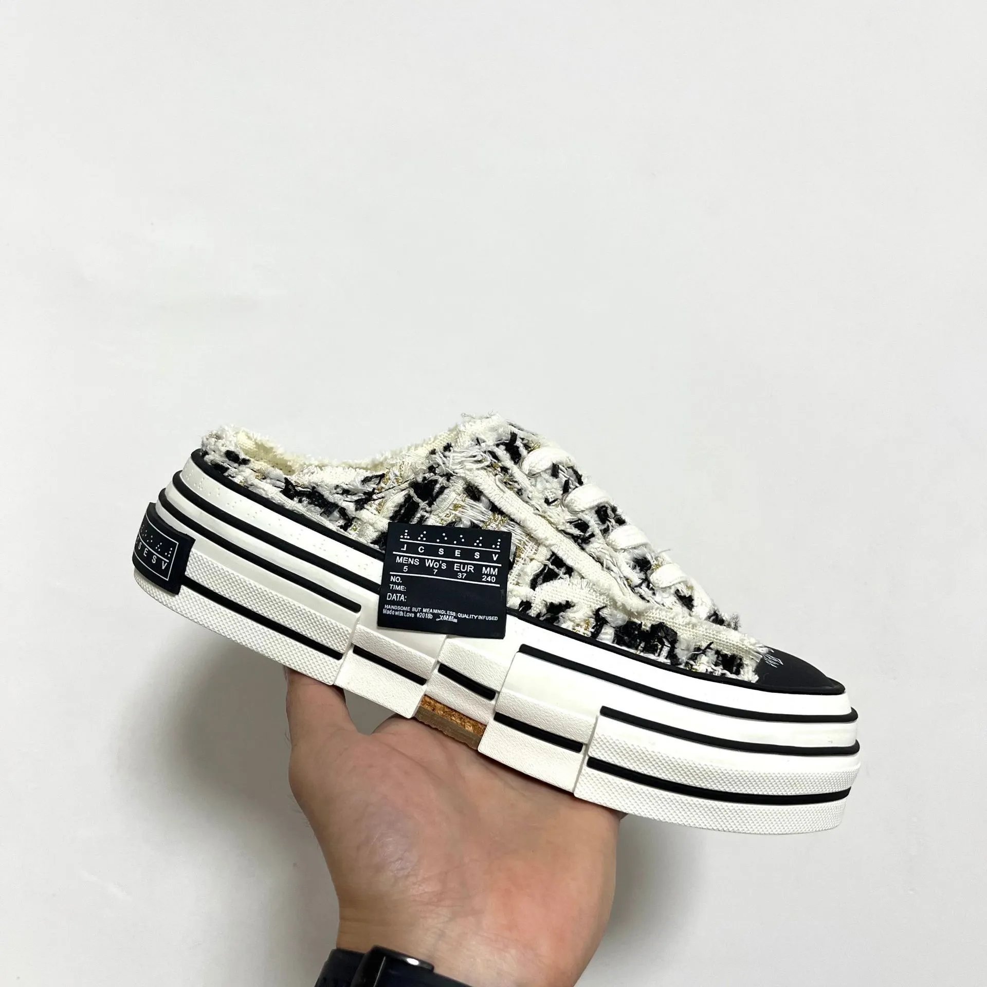 Design J.C. S.E.S.V. Tweed Mule Sneaker White / Black Casual Shoes