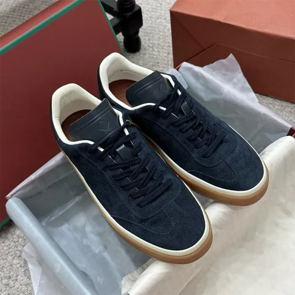 Design Low-Top Leather Sneakers Black White Gum Sole - 29