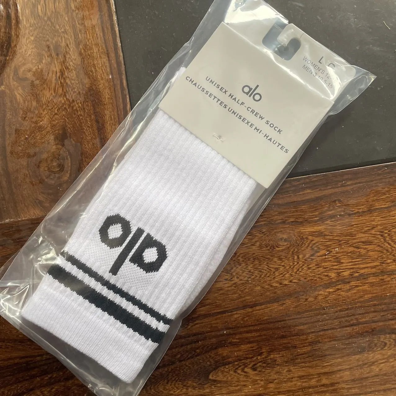 Alo Unisex Half-Crew Sock White with Light Blue Logo - 3