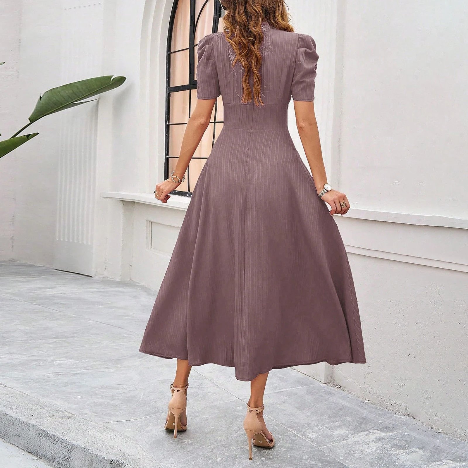 Design A-Line V-Neck Puff Sleeve Midi Dress in Light Blue - 16