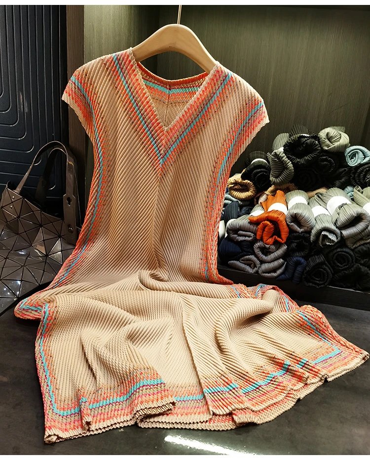 Design Pleated Knit Vest Top Beige Multicolor - 2