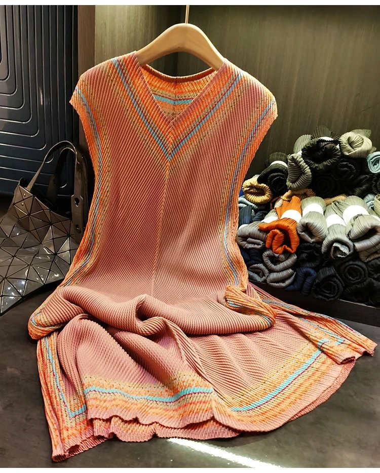 Design Pleated Knit Vest Top Beige Multicolor - 15