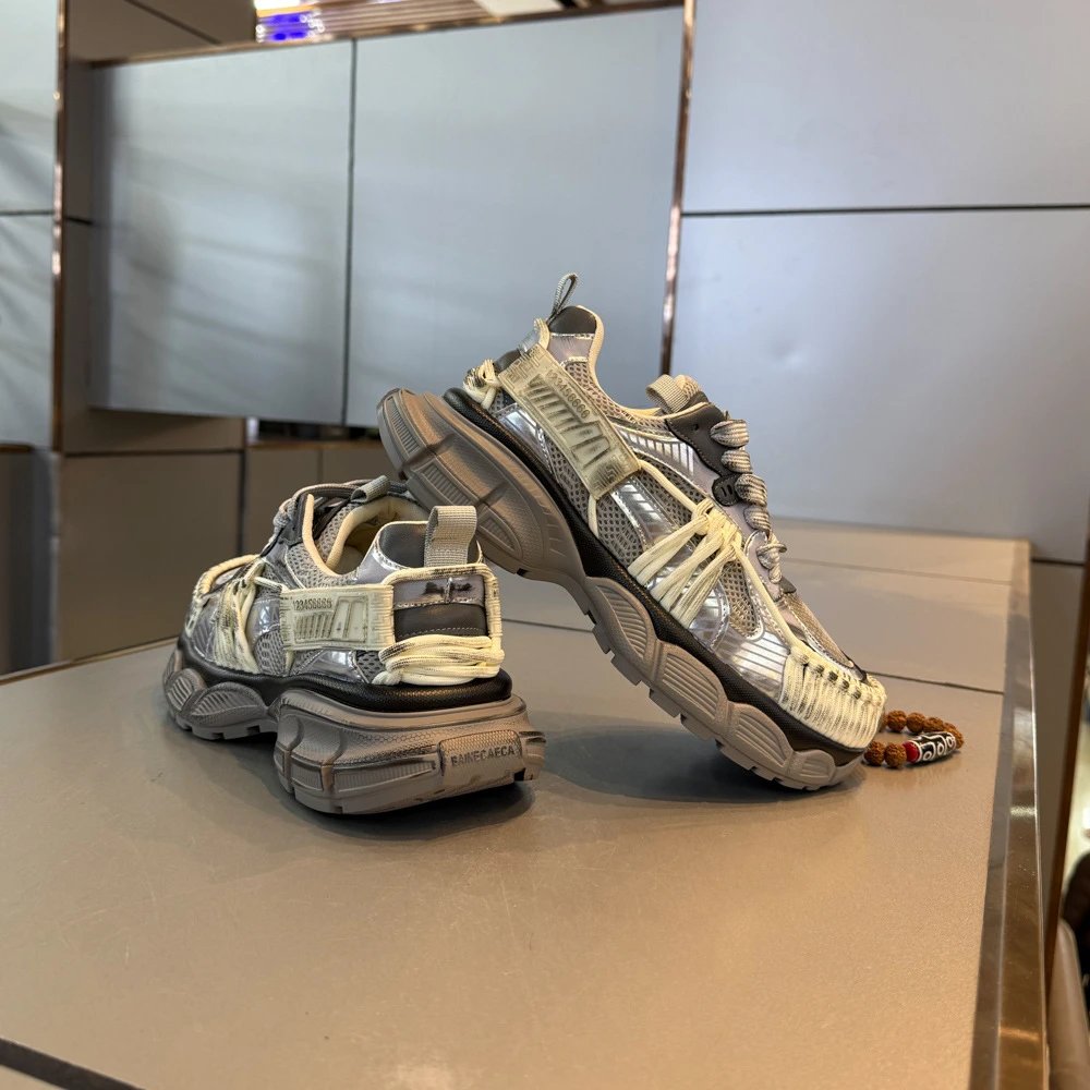 Design Chunky Mesh Sneakers White / Black - 8