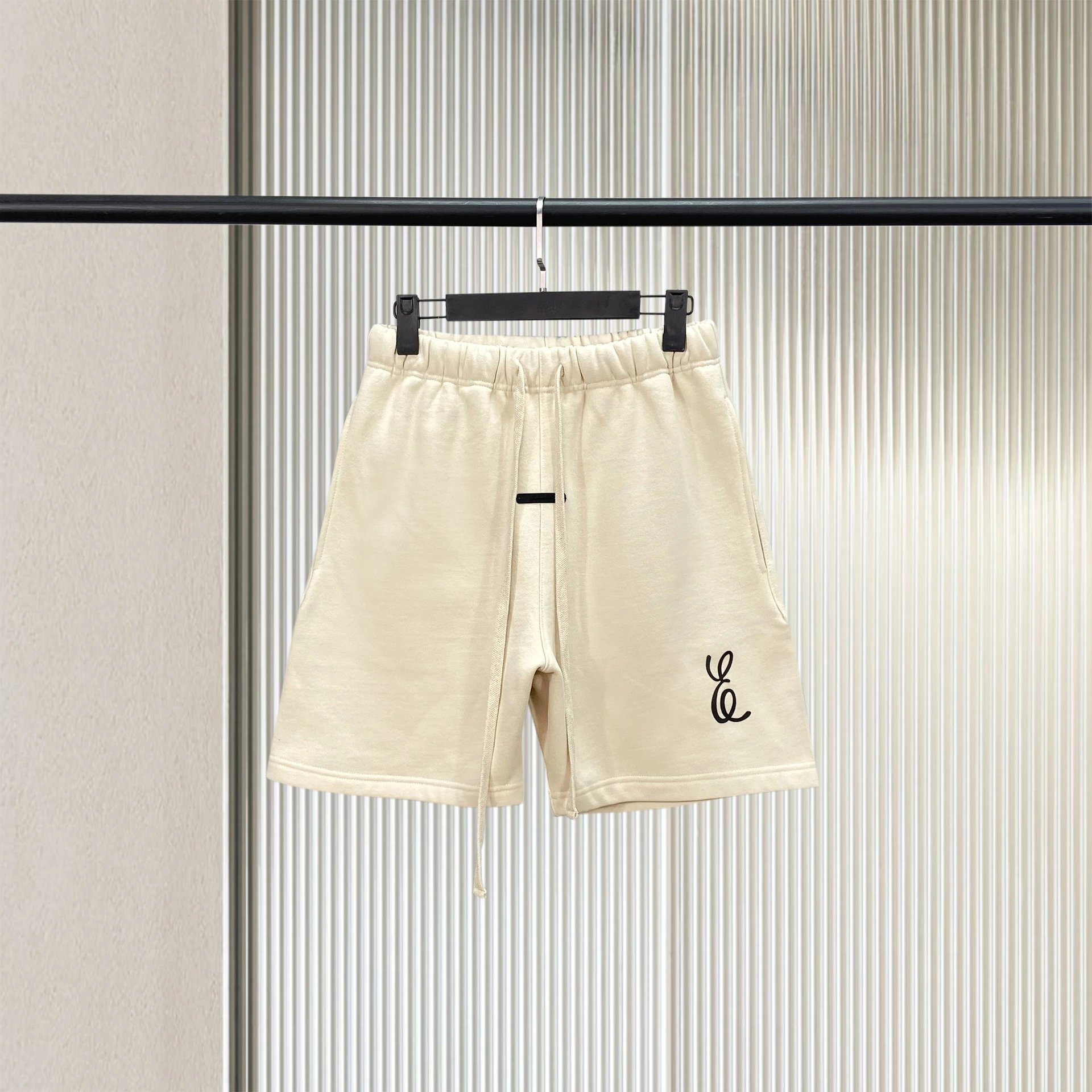Design Logo Embroidered Black Sweat Shorts - 7