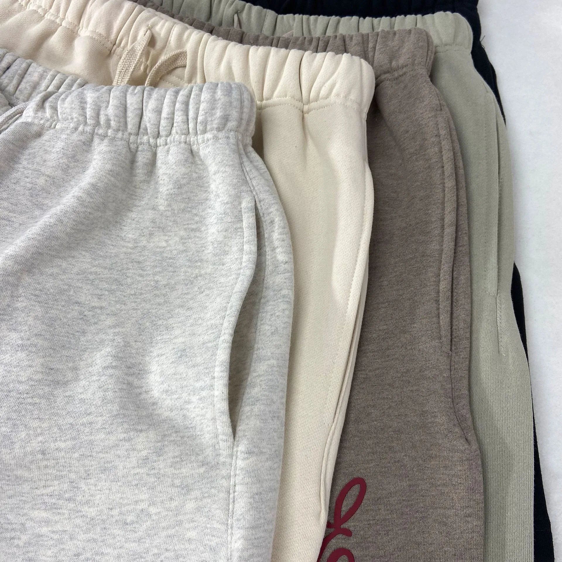 Design Logo Embroidered Black Sweat Shorts - 16