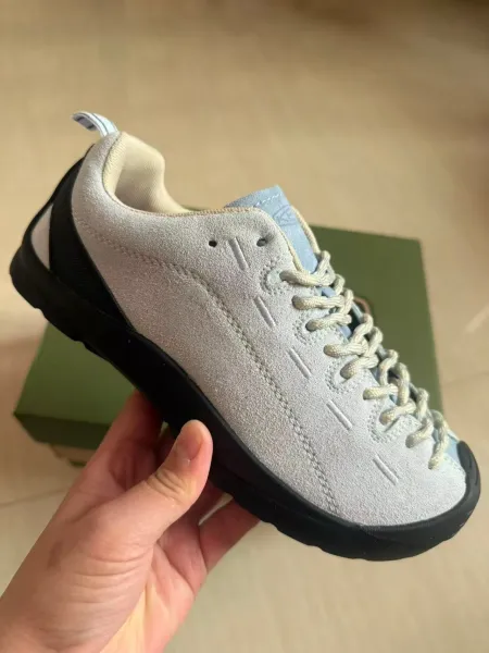 Arc'teryx Aerios Low GTX Gray Suede Sneakers - 1