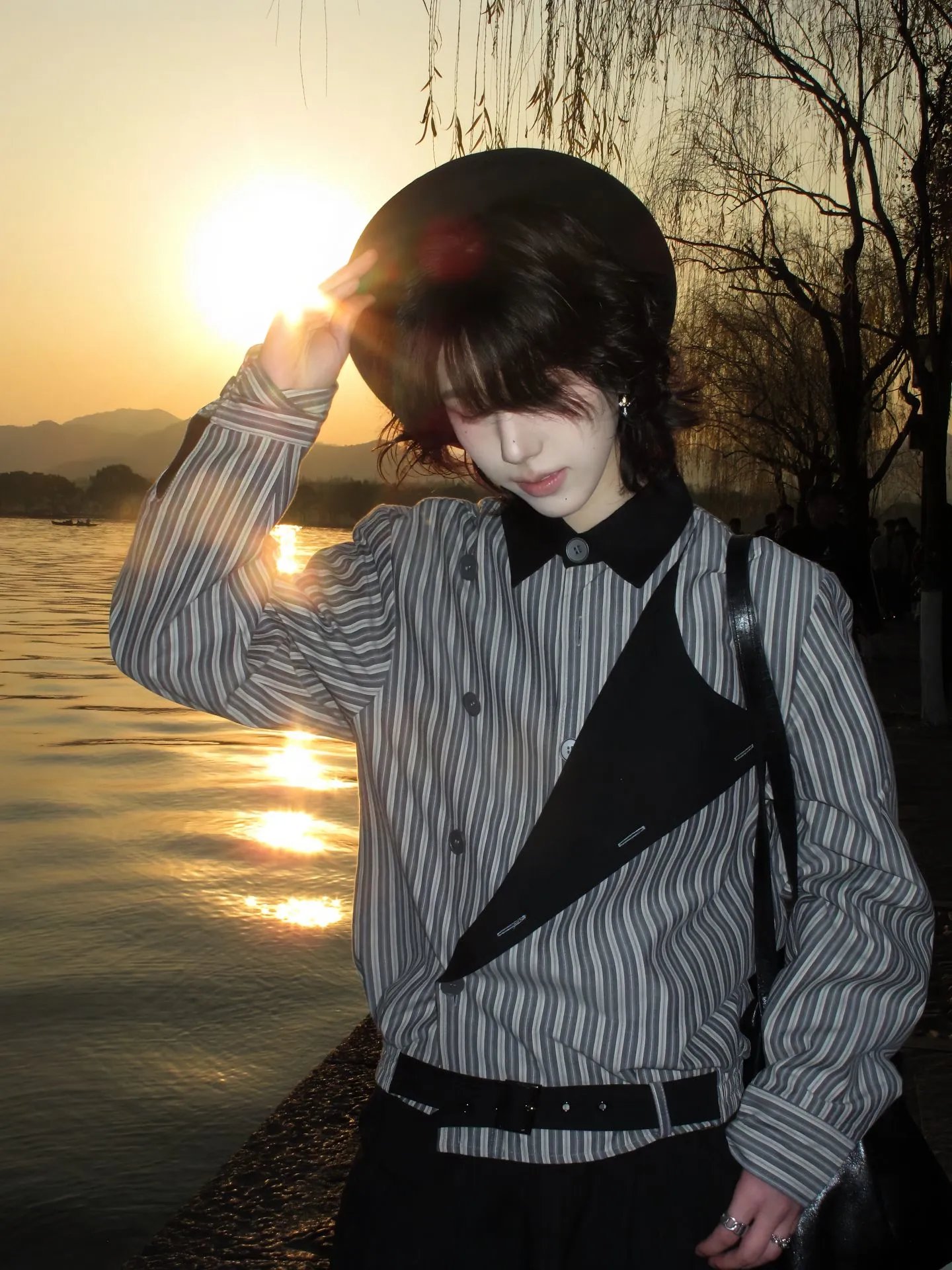 Design Asymmetrical Stripe Jacket in Gray and Black Outerwear.jacket - 20