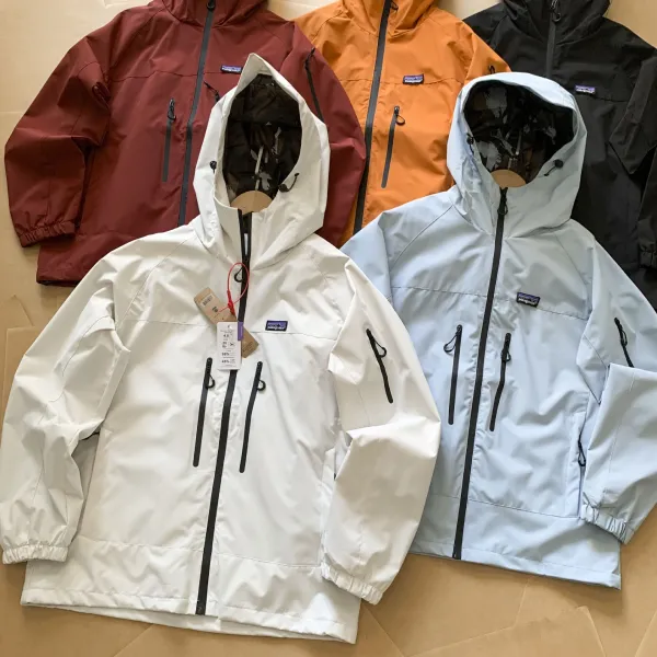 Patagonia Trespasser Jacket White Outerwear - 4