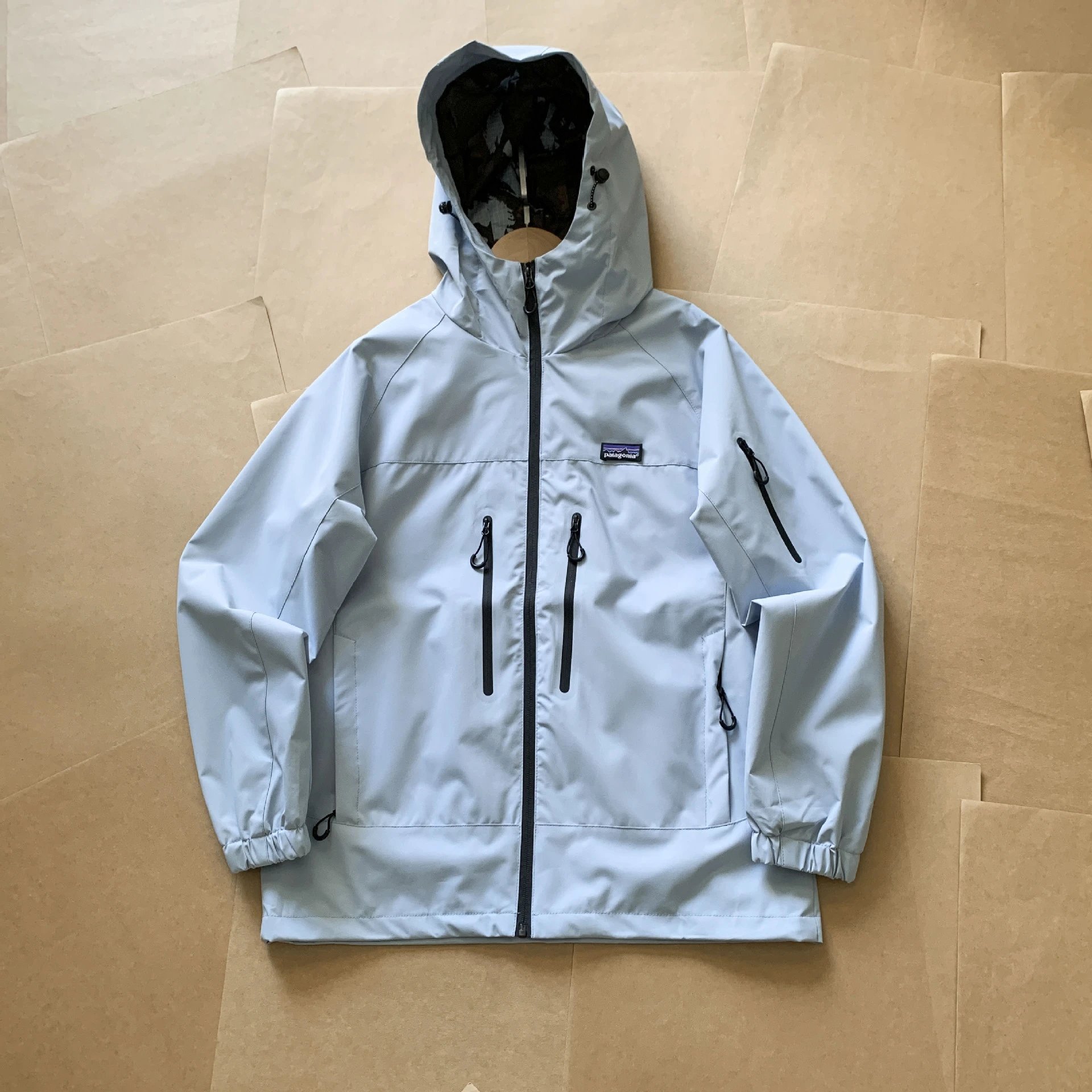 Patagonia Trespasser Jacket White Outerwear - 11