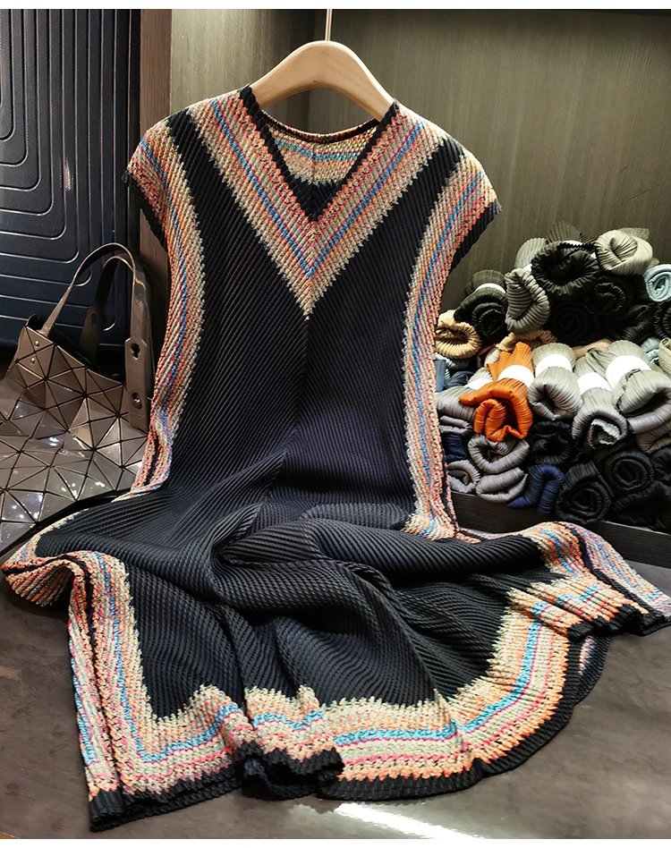 Design Pleated Knit Vest Top Beige Multicolor - 19