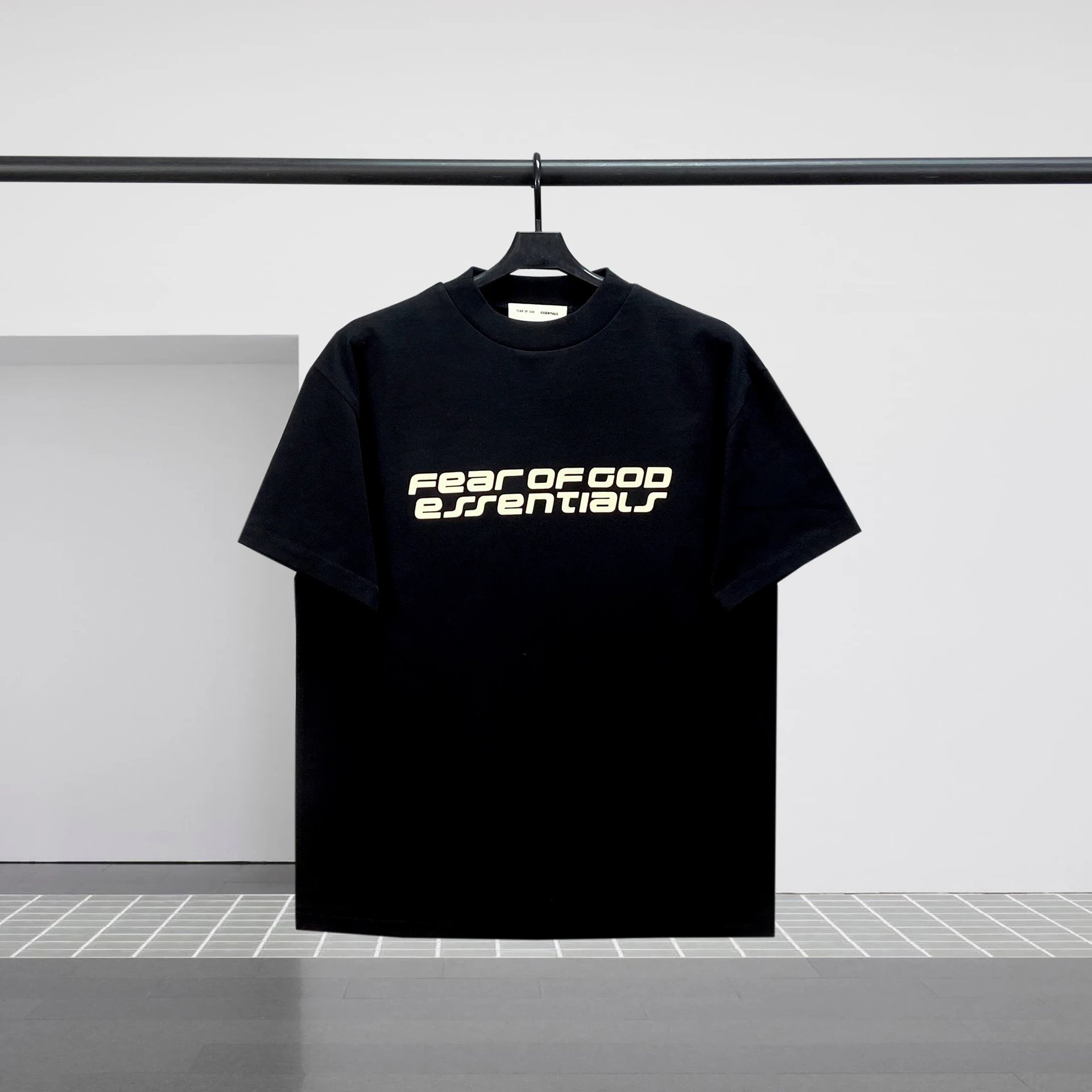 Fear of God Essentials Logo Graphic T-Shirt Gray - 9