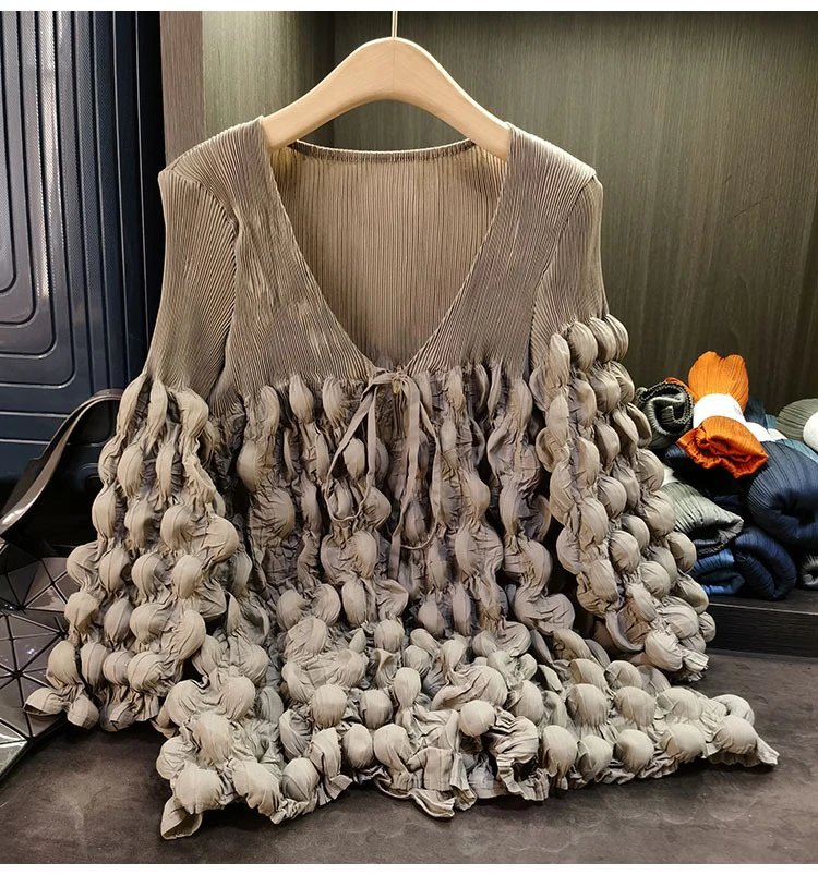 Design Pleated Ruched V-Neck Top Beige - 18