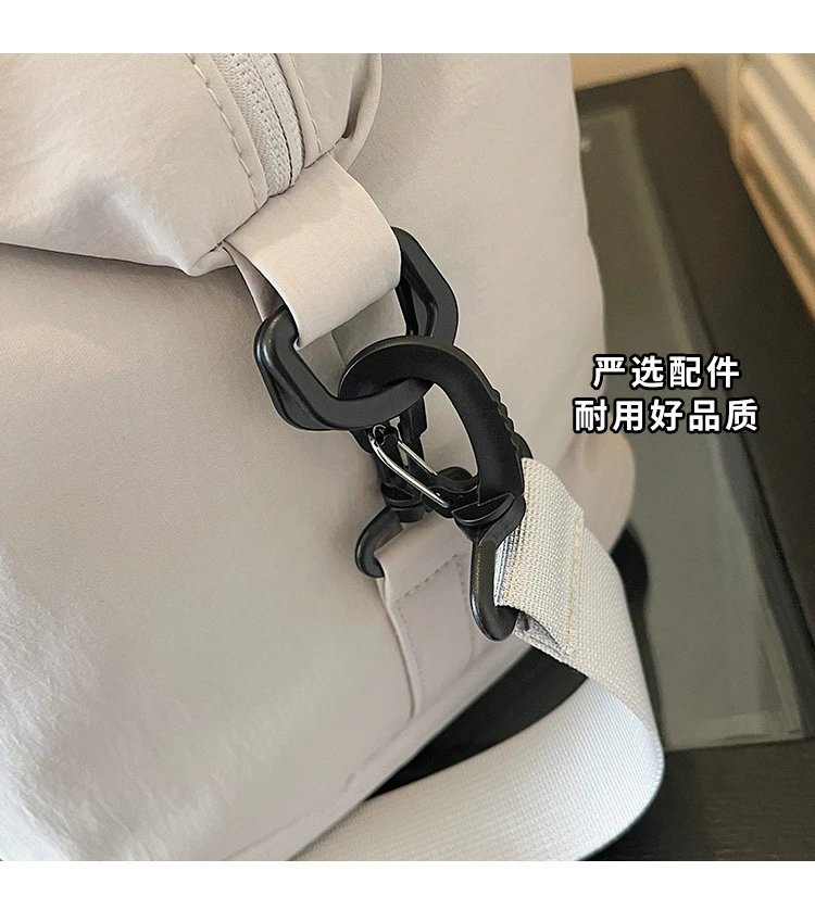 Design Gecko Walk Travel Duffle Bag Light Gray Travel Bags - 5