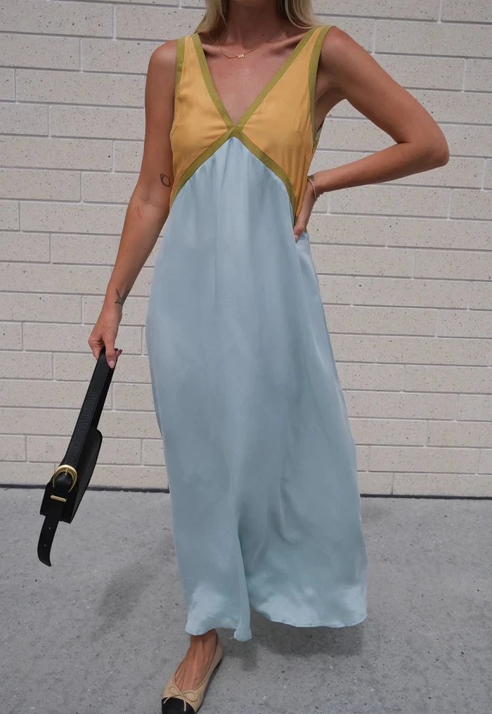 Design Color-Block V-Neck Maxi Dress Green - 21