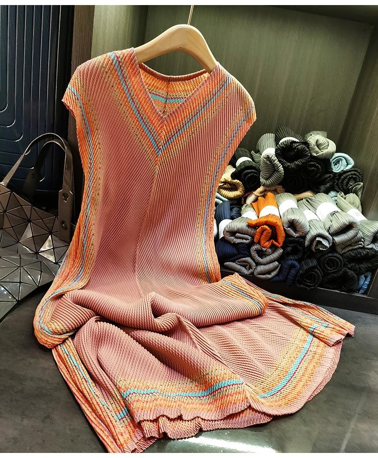 Design Pleated Knit Vest Top Beige Multicolor - 13