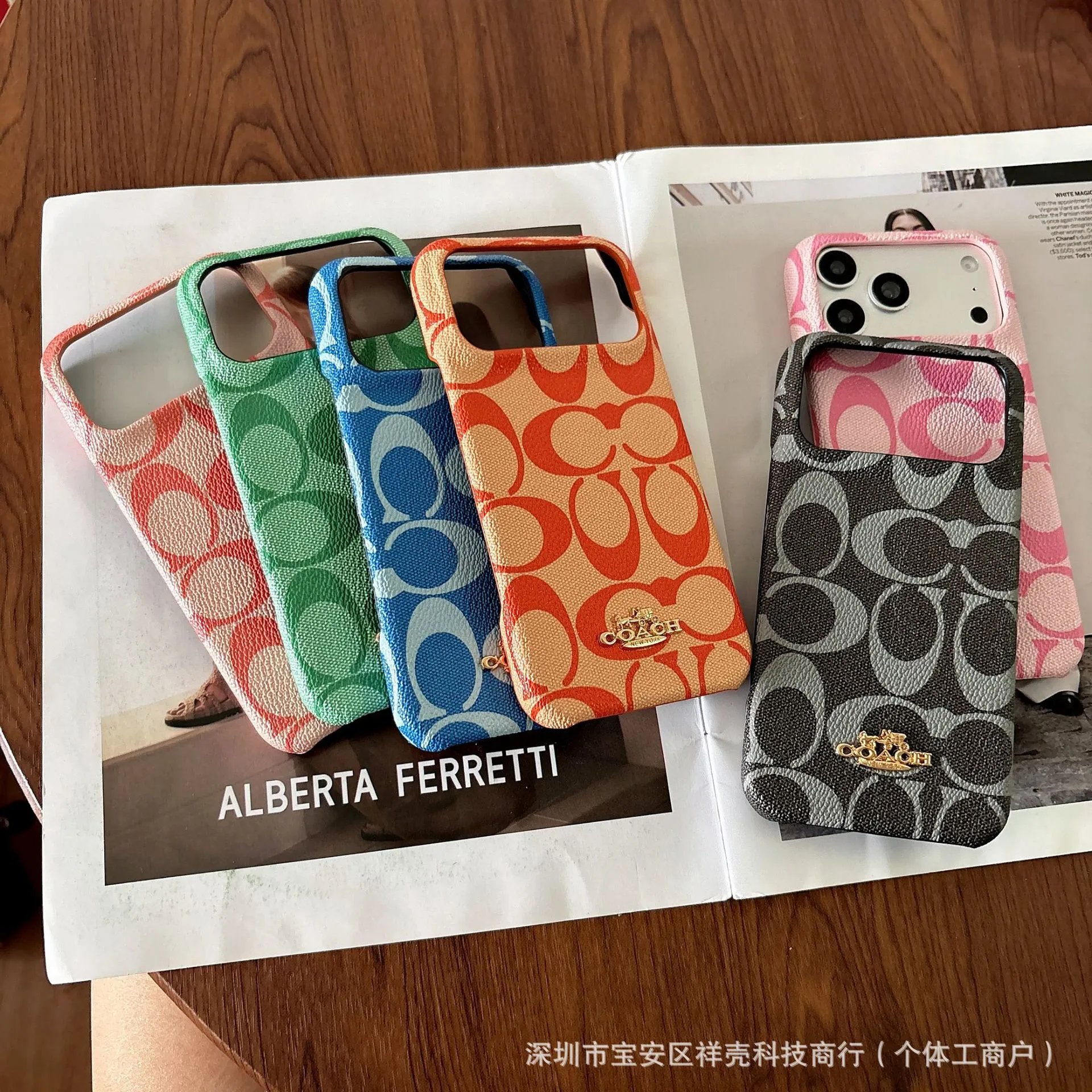 Coach Signature C Logo Green Phone Case - 2