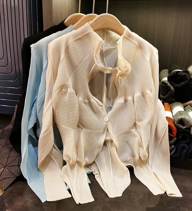 Issey Miyake Pleated Blouse Beige Shirt - 2