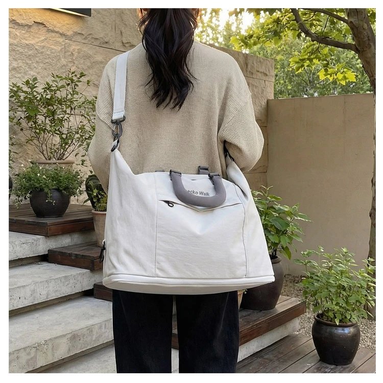 Design Gecko Walk Travel Duffle Bag Light Gray Travel Bags - 21