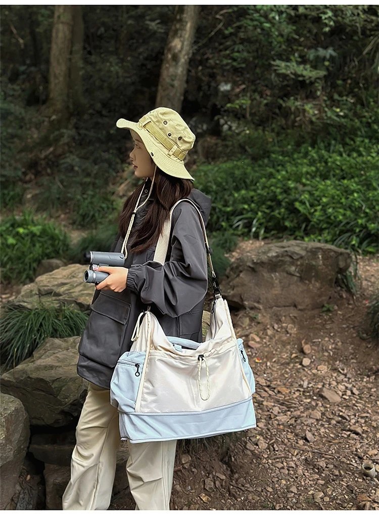 Design Duffle Bag Beige and Gray Travel Bag - 25