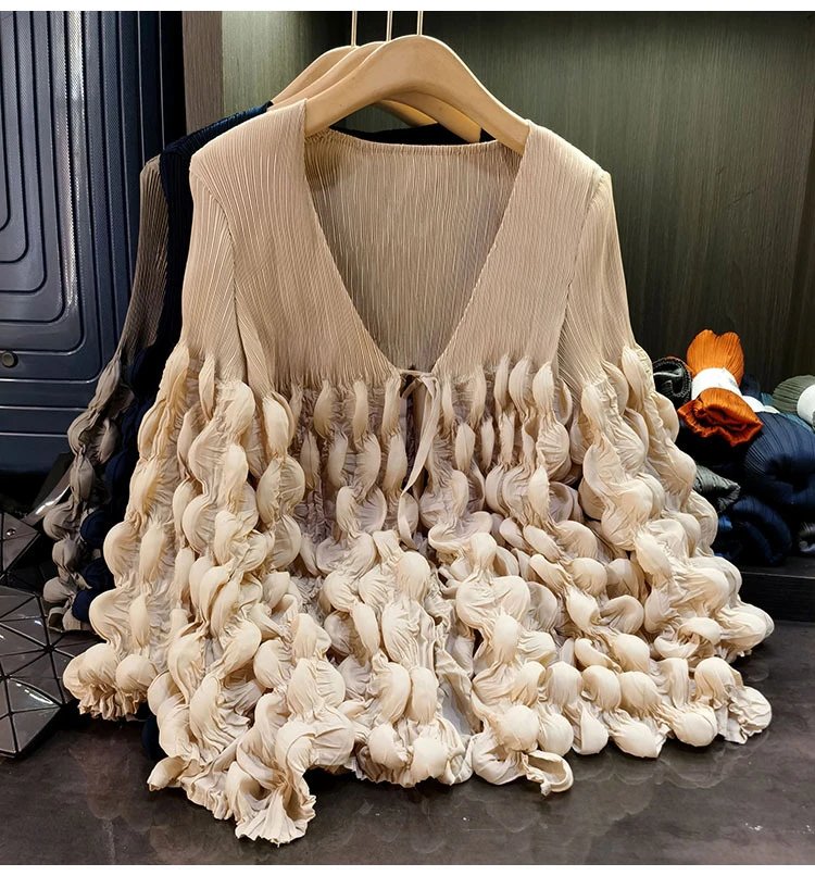 Design Pleated Ruched V-Neck Top Beige - 31